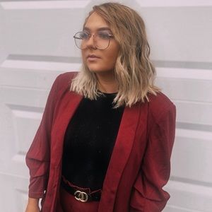 Meet your Posher, Amber